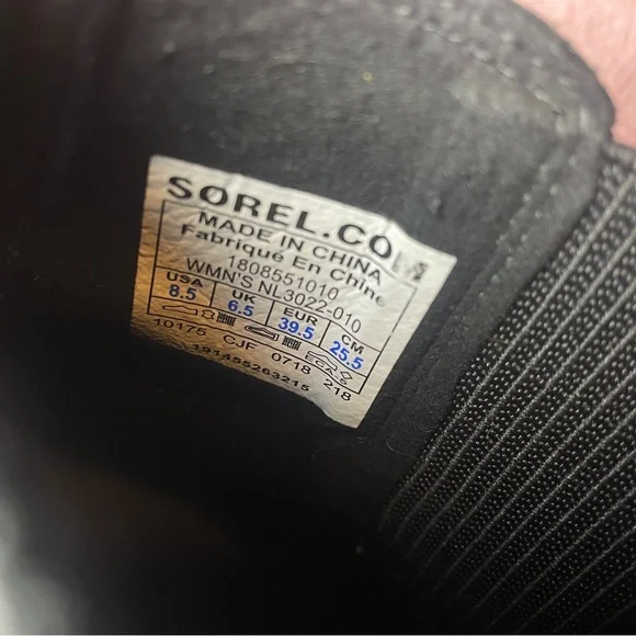 Sorel Joan Of Arctic II Wedge Chelsea Boot Black Womens Size 8.5 NL3022-010 - Picture 5 of 7